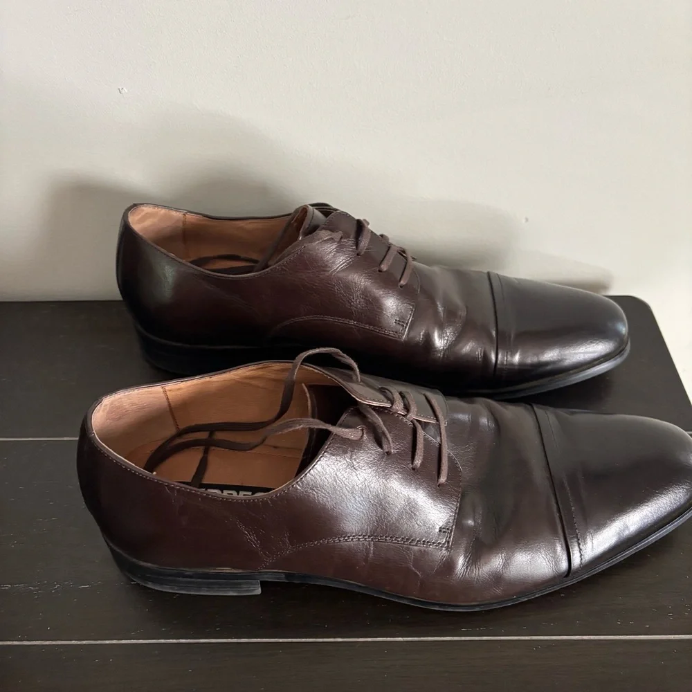 Express‎ Brown Leather Capped Toe Oxford Shoes Classic Design 10.5